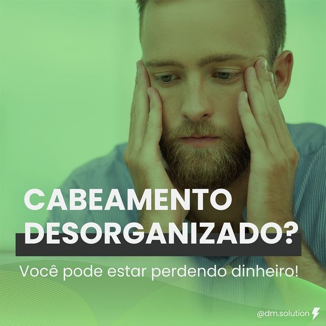 MÍDIAS SOCIAIS